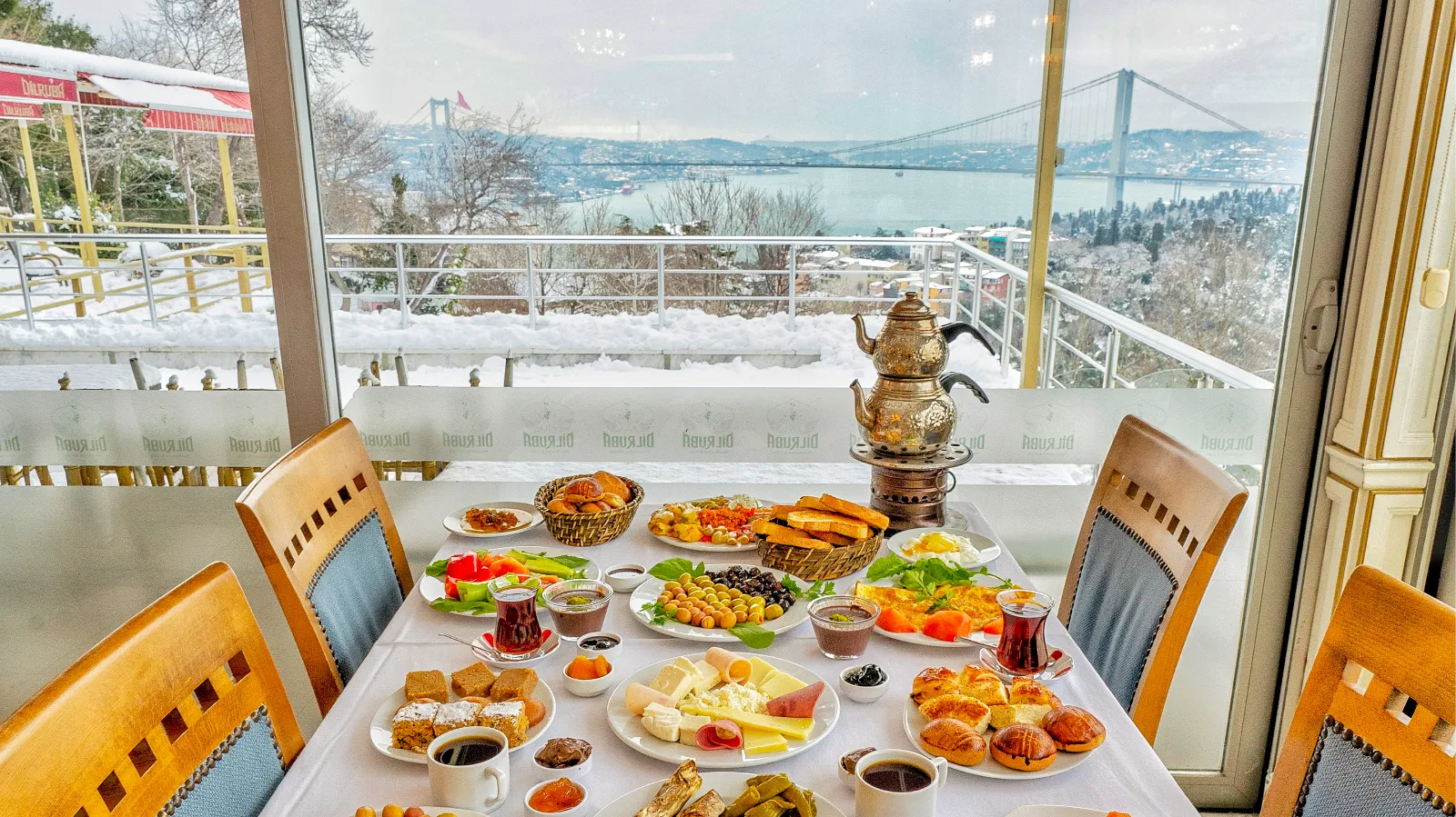 بوفيه فطور مفتوح في الجانب الآسيوي | ديلروبا إسطنبول